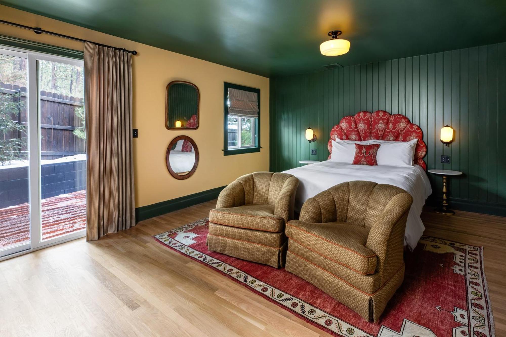 ביג בר לייק Np Boutique Lodge חדר תמונה
